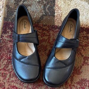 Clarks Mary Jane Black Leather Flats with Strap
